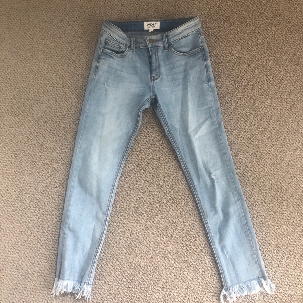 Evident blue crop skinny jeans